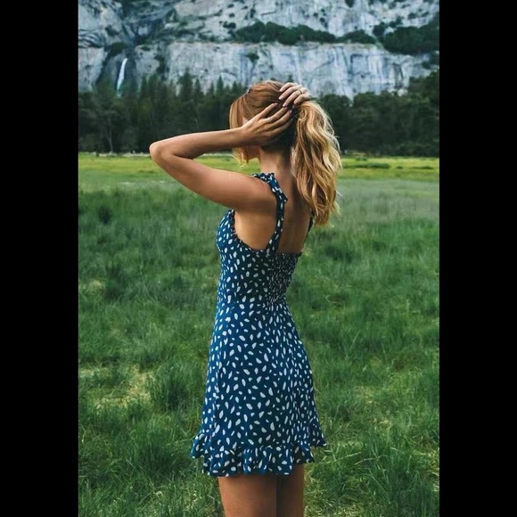 Reformation Christine Dress  Authentic - Picture 9 of 14